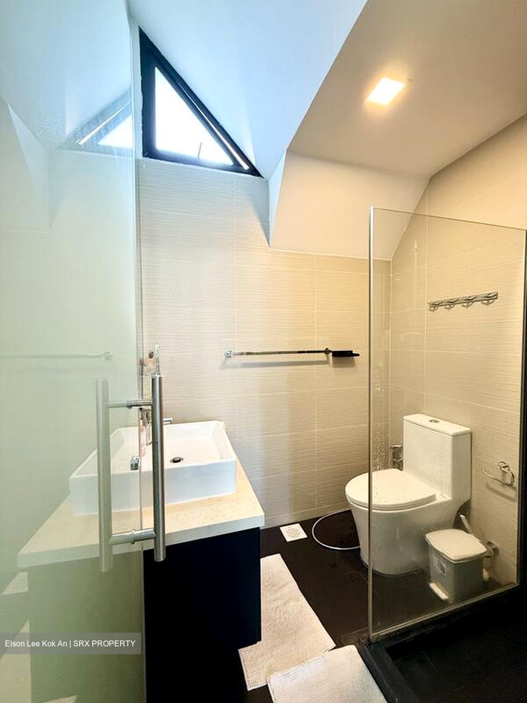 Upper Changi Road (D16), Terrace #500278041